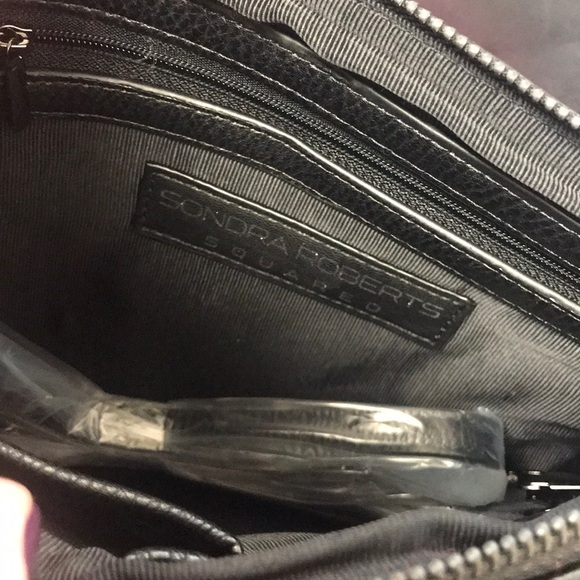 Embroidered Snake Motif Clutch/CrossBody, NWT-Boutique - Picture 4 of 5